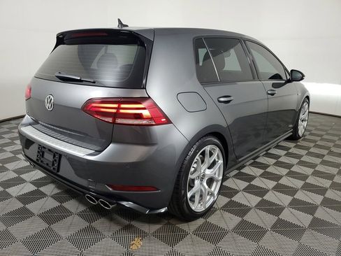Used 2019 Volkswagen Golf R 4-Door image 6