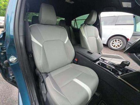 Used 2025 Toyota Camry SE FWD image 13