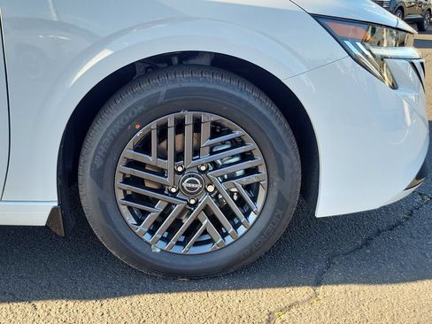 New 2026 Nissan Sentra SV w/ Floor Mat Package FWD image 5