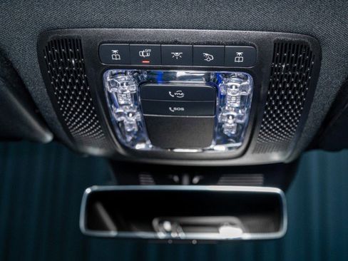 Certified 2025 Mercedes-Benz GLA 250 image 22