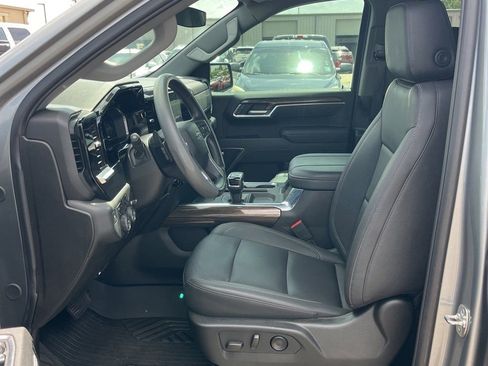 Used 2025 Chevrolet Silverado 1500 RST w/ Texas Edition Plus image 5