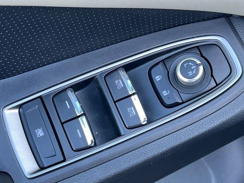 Used 2019 Subaru Ascent Limited image 13