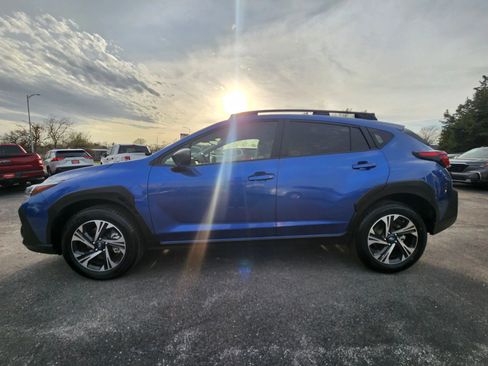 Used 2025 Subaru Crosstrek 2.0i Premium w/ Crosstrek Mirror Package image 4