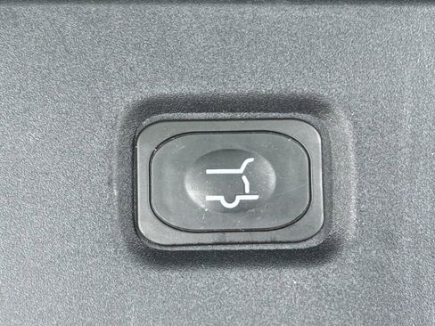 Used 2025 Ford Expedition Max Active AWD/4WD image 21