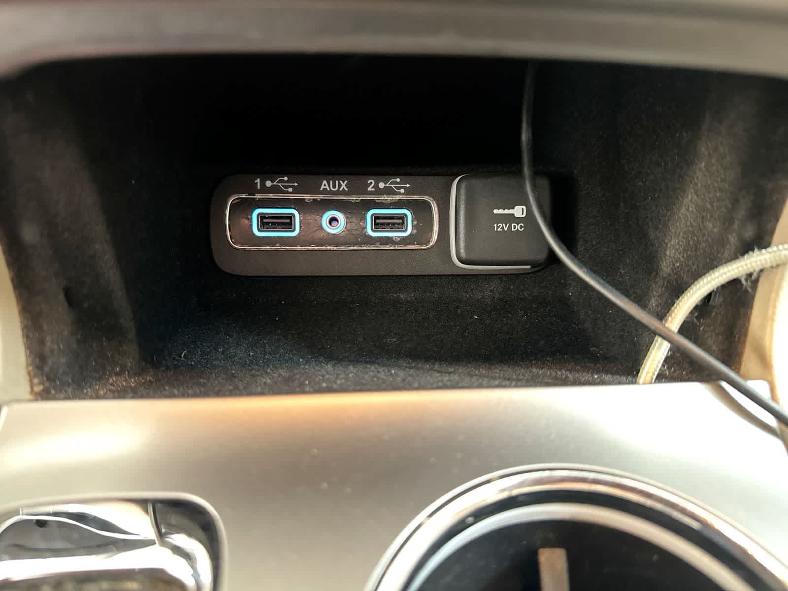 Used 2019 Jeep Grand Cherokee Overland AWD/4WD image 36