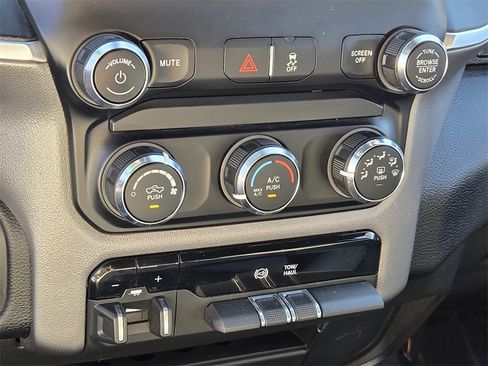 Used 2024 RAM 3500 Big Horn image 16