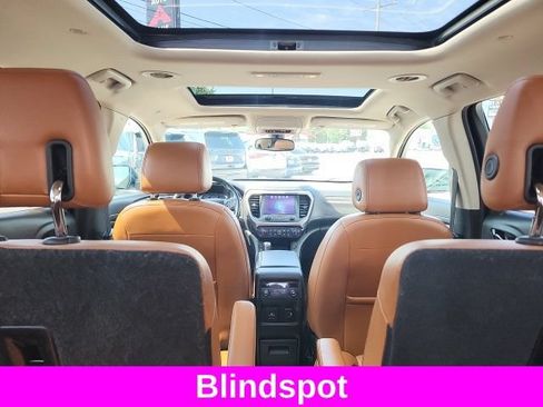 Used 2019 GMC Acadia SLT AWD/4WD image 5