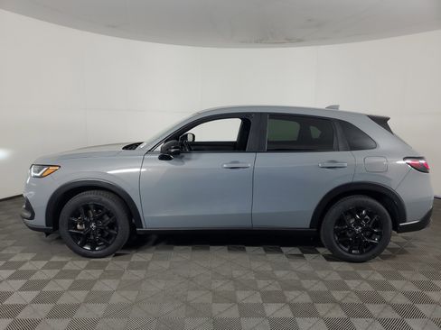 Used 2025 Honda HR-V Sport image 7