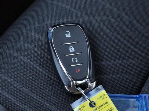 Certified 2022 Chevrolet Trax LT w/ LT Convenience Package image 34