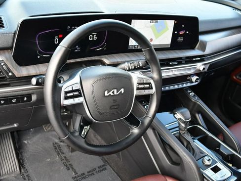 Used 2023 Kia Telluride EX FWD image 12