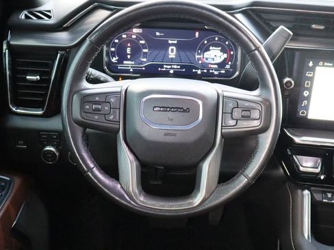 Used 2024 GMC Sierra 3500 Denali Ultimate AWD/4WD image 14