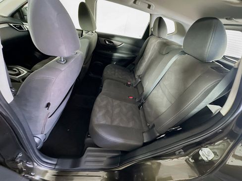 Used 2016 Nissan Rogue S AWD/4WD image 25