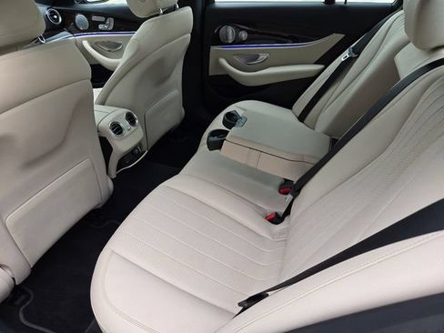 Used 2019 Mercedes-Benz E 450 4MATIC Sedan image 38