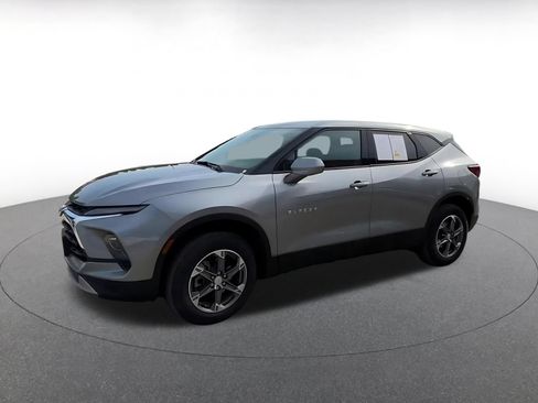 Used 2026 Chevrolet Blazer LT AWD/4WD image 6