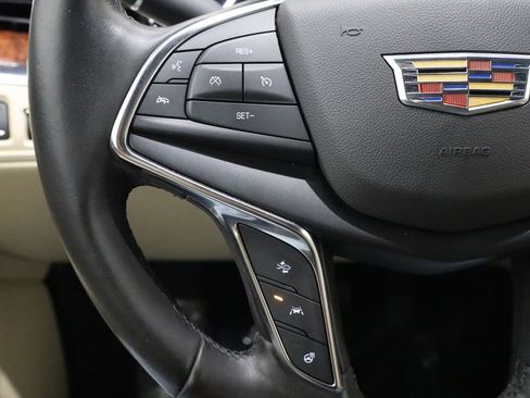 Used 2019 Cadillac XT5 Luxury image 29