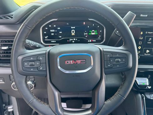Used 2025 GMC Sierra 2500 AT4 w/ AT4 Premium Plus Package AWD/4WD image 25