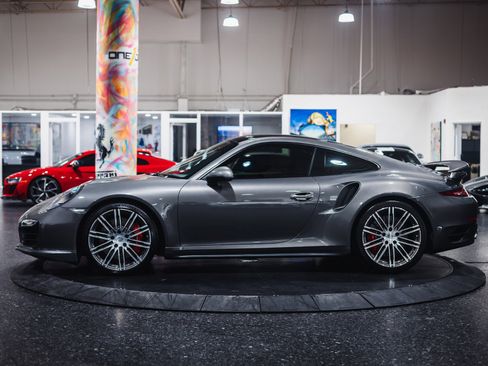 Used 2014 Porsche 911 Turbo AWD/4WD image 44