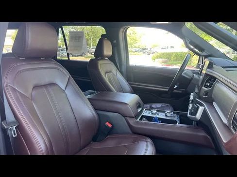 Used 2024 Ford Expedition Max Limited AWD/4WD image 26