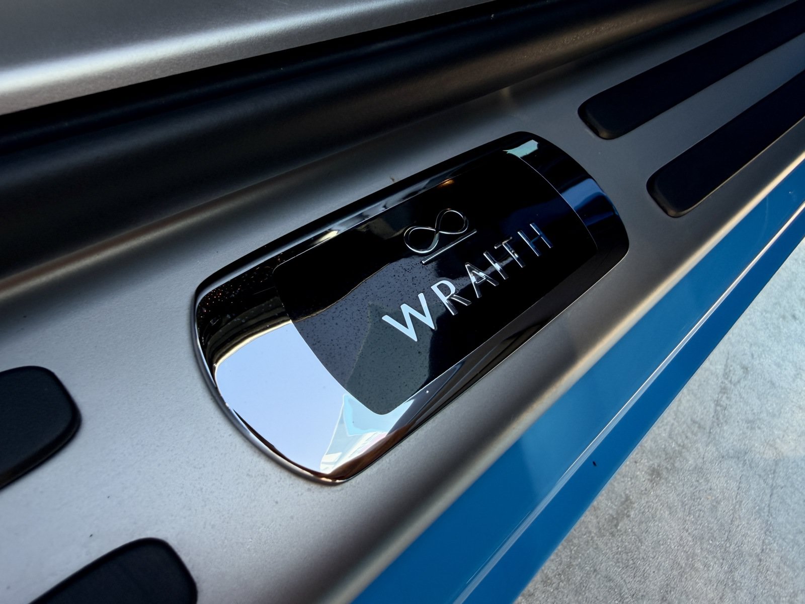 Used 2018 Rolls-Royce Wraith RWD image 20