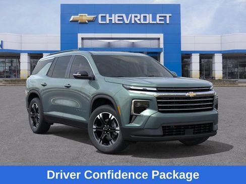 New 2027 Chevrolet Traverse LT w/ Sun and Wheel Package AWD/4WD image 8