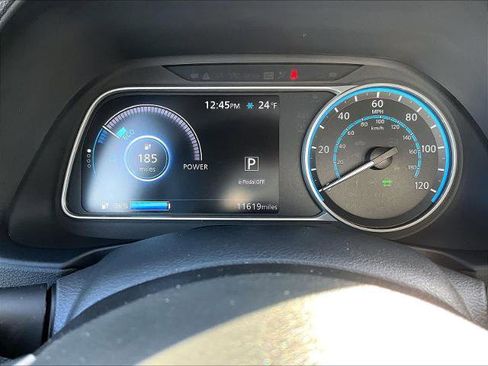 Certified 2024 Nissan Leaf SV Plus image 24