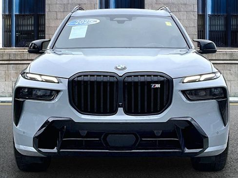 Used 2025 BMW X7 M60i AWD/4WD image 3