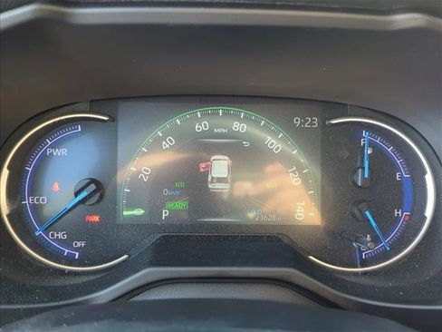 Used 2024 Toyota RAV4 Hybrid Woodland image 16