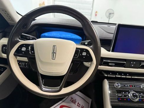 Used 2023 Lincoln Aviator Black Label w/ Class IV Trailer Tow Package image 20