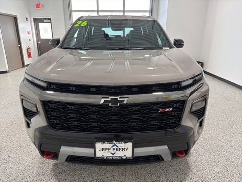 New 2026 Chevrolet Traverse Z71 image 8