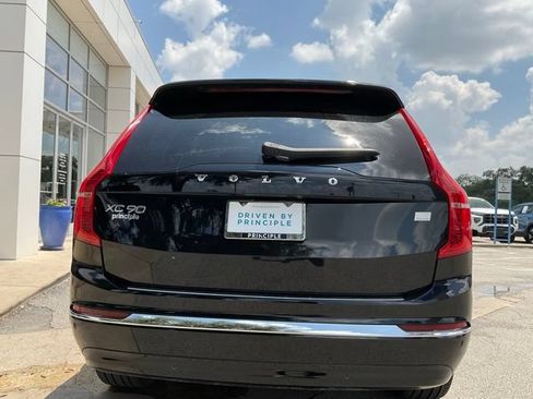Certified 2023 Volvo XC90 T8 Ultimate w/ Lounge Package AWD/4WD image 6