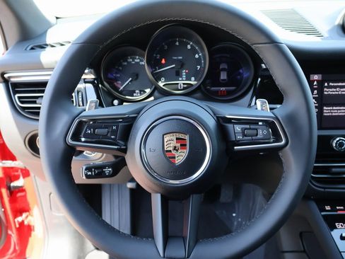 New 2025 Porsche Macan image 27