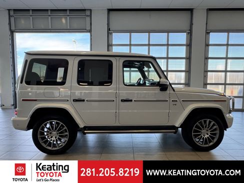 Used 2023 Mercedes-Benz G 550 image 3
