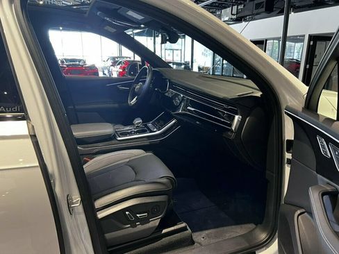 Used 2025 Audi Q7 3.0T Prestige w/ Prestige Package AWD/4WD image 28