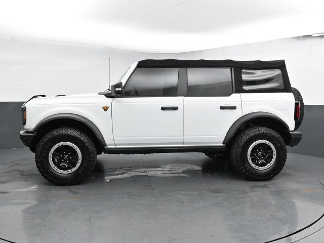 Used 2022 Ford Bronco Badlands AWD/4WD image 6