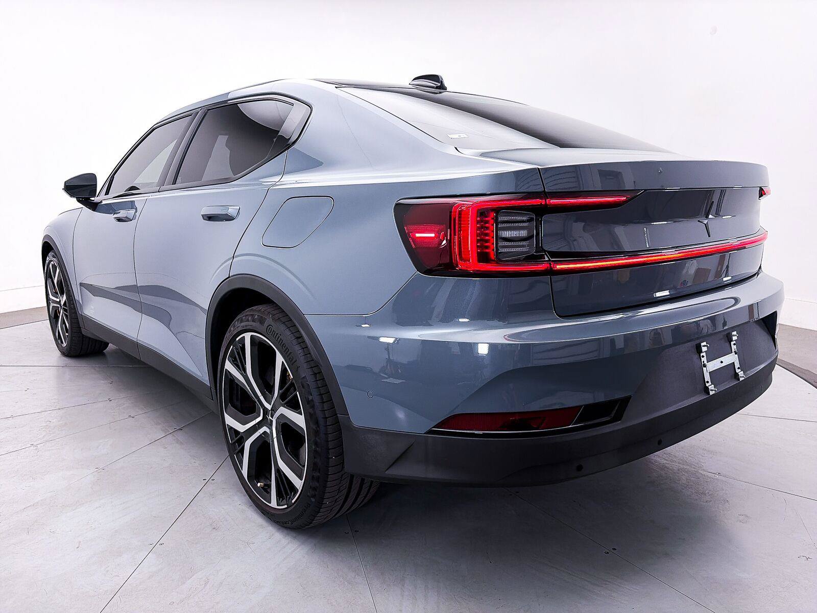 Used 2021 Polestar Polestar 2 w/ Performance Package AWD/4WD image 14