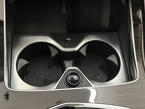 Used 2025 BMW X7 xDrive40i w/ Premium Package image 27