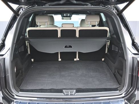 Used 2023 Mercedes-Benz EQB 300 4MATIC w/ Exclusive Package image 14