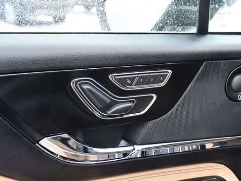 Used 2020 Lincoln Corsair Reserve w/ Equipment Group 201A image 14