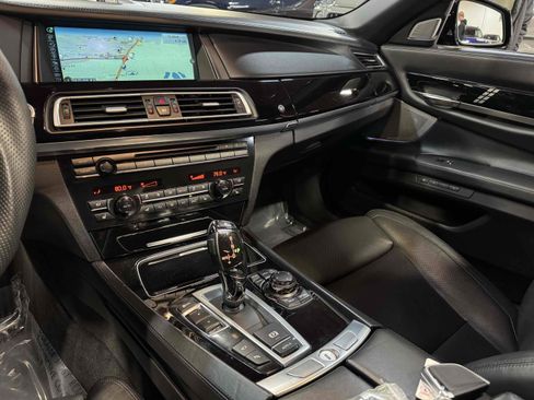 Used 2013 BMW ALPINA B7 image 34