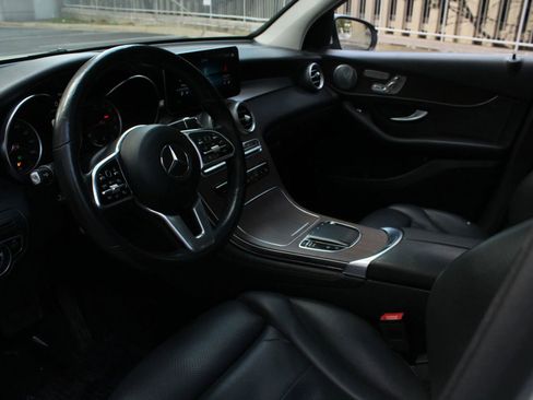 Used 2020 Mercedes-Benz GLC 300 4MATIC w/ Multimedia Package image 13