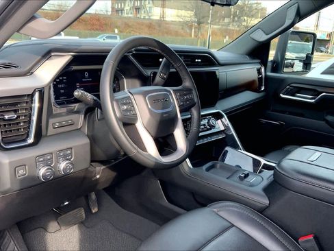 Used 2024 GMC Sierra 2500 Denali w/ Denali Reserve Package image 15