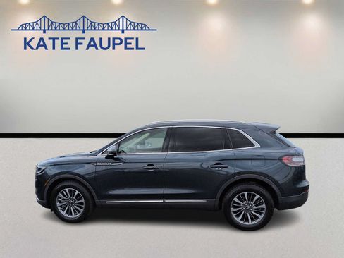 Used 2023 Lincoln Nautilus AWD w/ Premium Package image 4
