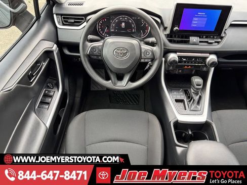 Used 2025 Toyota RAV4 LE image 14