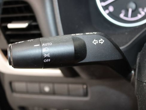 Used 2023 Nissan Rogue SL w/ SL Premium Package FWD image 23