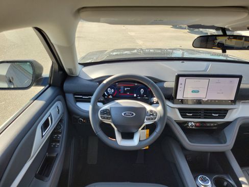 New 2026 Ford Explorer Active w/ Active Comfort Package image 21