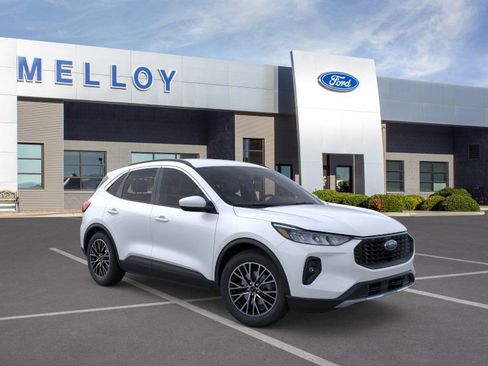 New 2026 Ford Escape PHEV image 7
