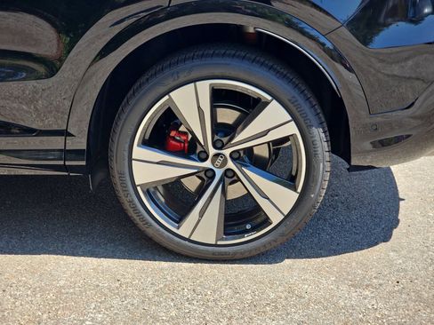 New 2026 Audi SQ5 Premium Plus AWD/4WD image 36