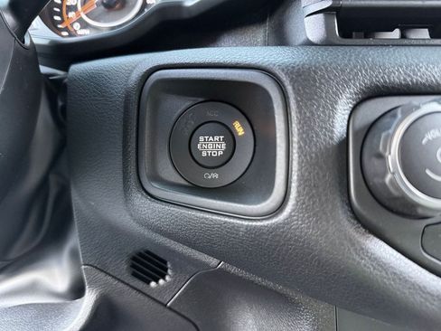 New 2026 Jeep Gladiator Sport AWD/4WD image 10