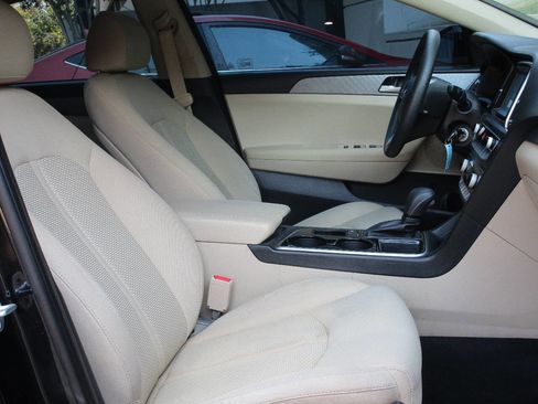 Used 2018 Hyundai Sonata SE image 10