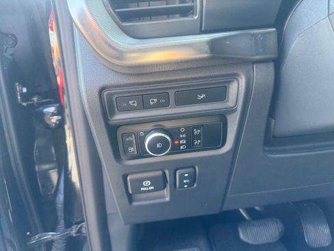 Used 2024 Ford F150 Lariat w/ Equipment Group 502A High AWD/4WD image 20
